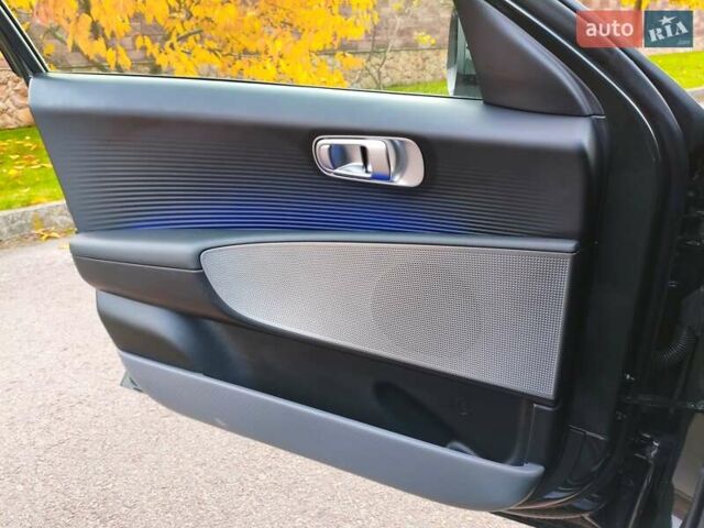 Зеленый Хендай IONIQ 6, объемом двигателя 0 л и пробегом 14 тыс. км за 26399 $, фото 15 на Automoto.ua