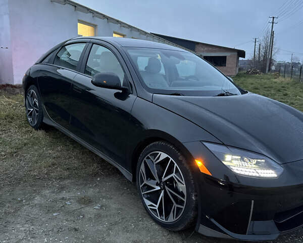 Зеленый Хендай IONIQ 6, объемом двигателя 0 л и пробегом 18 тыс. км за 25200 $, фото 1 на Automoto.ua