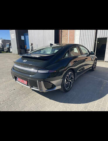 Зеленый Хендай IONIQ 6, объемом двигателя 0 л и пробегом 18 тыс. км за 25200 $, фото 5 на Automoto.ua