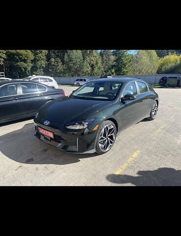 Зеленый Хендай IONIQ 6, объемом двигателя 0 л и пробегом 18 тыс. км за 25200 $, фото 6 на Automoto.ua