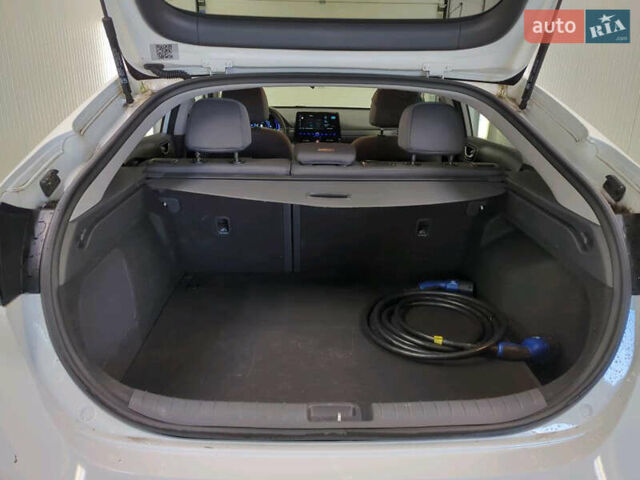 Хендай Ioniq Electric 2020 в Кропивницком (Кировограде) на Automoto.ua Белый Хендай Ioniq Electric, объемом двигателя 0 л и пробегом 48 тыс. км за 16600 $, фото 10 на Automoto.ua