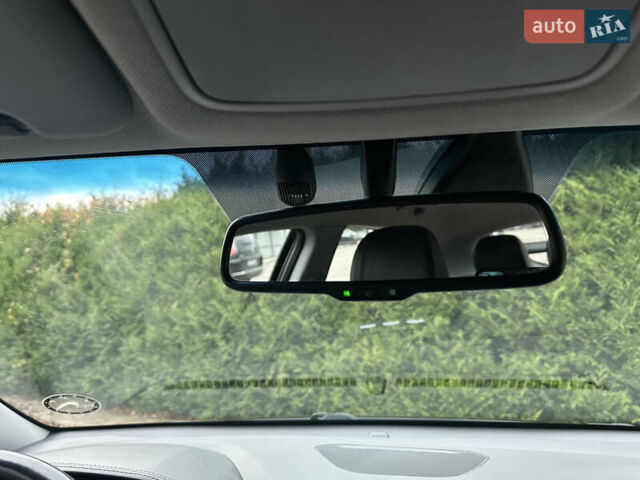 Черный Хендай Ioniq Electric, объемом двигателя 0 л и пробегом 146 тыс. км за 13850 $, фото 79 на Automoto.ua