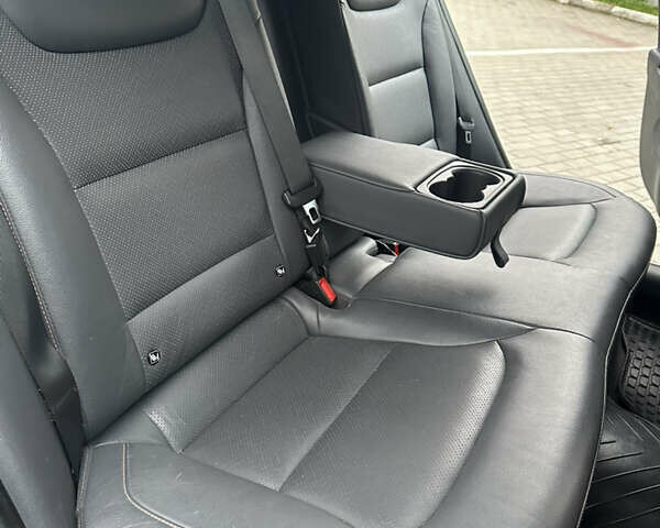 Черный Хендай Ioniq Electric, объемом двигателя 0 л и пробегом 146 тыс. км за 13850 $, фото 72 на Automoto.ua