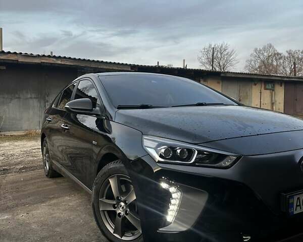 Черный Хендай Ioniq Electric, объемом двигателя 0 л и пробегом 140 тыс. км за 13500 $, фото 19 на Automoto.ua