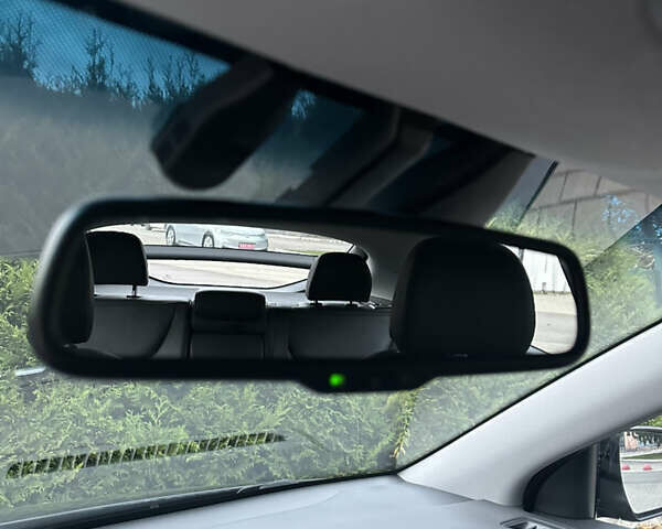 Черный Хендай Ioniq Electric, объемом двигателя 0 л и пробегом 146 тыс. км за 13850 $, фото 89 на Automoto.ua