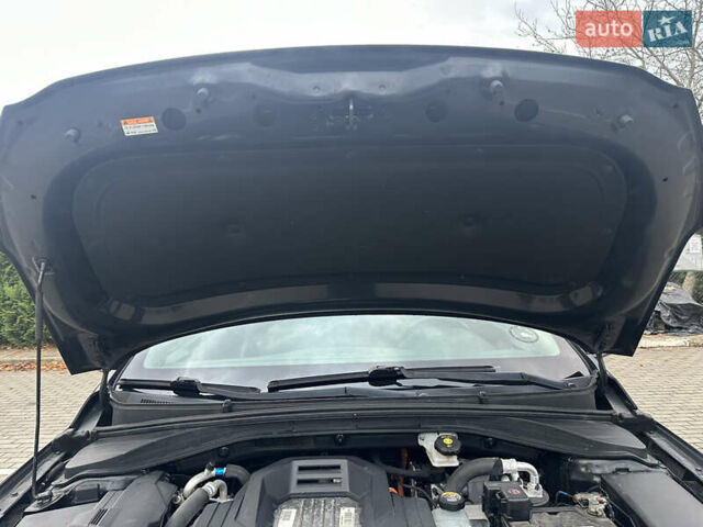 Черный Хендай Ioniq Electric, объемом двигателя 0 л и пробегом 146 тыс. км за 13850 $, фото 42 на Automoto.ua