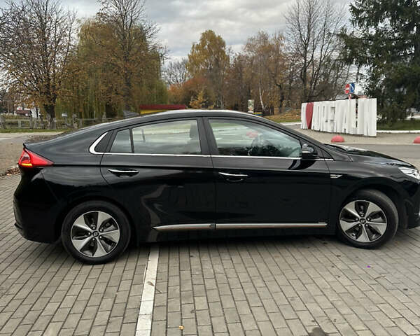 Черный Хендай Ioniq Electric, объемом двигателя 0 л и пробегом 146 тыс. км за 13850 $, фото 11 на Automoto.ua
