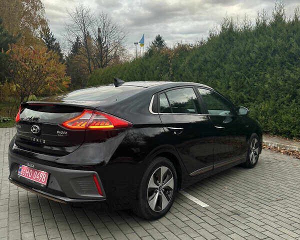 Черный Хендай Ioniq Electric, объемом двигателя 0 л и пробегом 146 тыс. км за 13850 $, фото 35 на Automoto.ua
