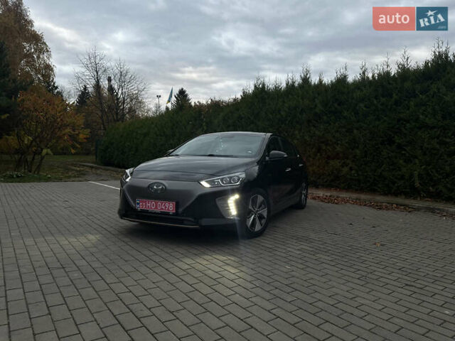 Черный Хендай Ioniq Electric, объемом двигателя 0 л и пробегом 146 тыс. км за 13850 $, фото 100 на Automoto.ua