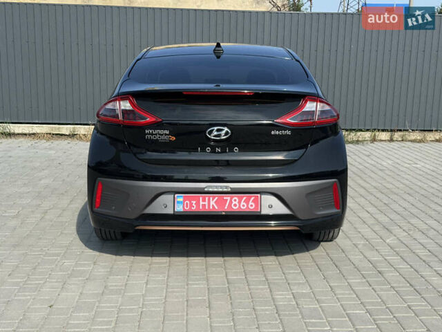Чорний Хендай Ioniq Electric, об'ємом двигуна 0 л та пробігом 97 тис. км за 13500 $, фото 5 на Automoto.ua