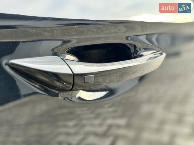 Черный Хендай Ioniq Electric, объемом двигателя 0 л и пробегом 93 тыс. км за 12500 $, фото 73 на Automoto.ua