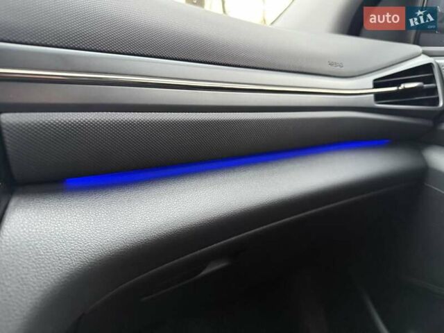 Черный Хендай Ioniq Electric, объемом двигателя 0 л и пробегом 50 тыс. км за 16999 $, фото 37 на Automoto.ua