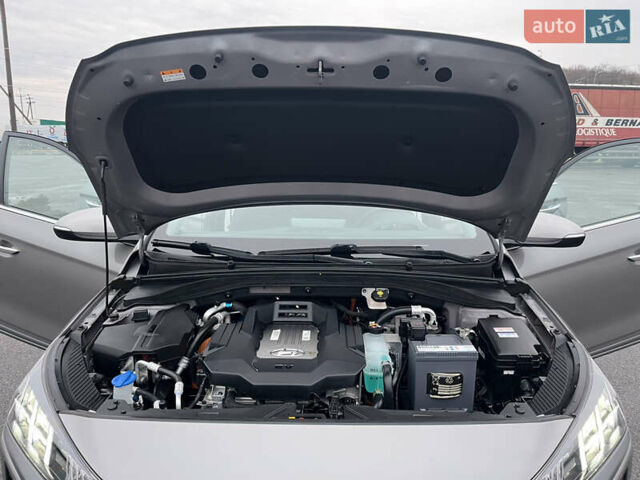 Коричневий Хендай Ioniq Electric, об'ємом двигуна 0 л та пробігом 46 тис. км за 15350 $, фото 41 на Automoto.ua