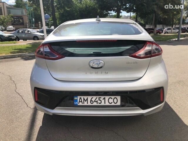 Хендай Ioniq Electric, об'ємом двигуна 0 л та пробігом 24 тис. км за 23800 $, фото 4 на Automoto.ua