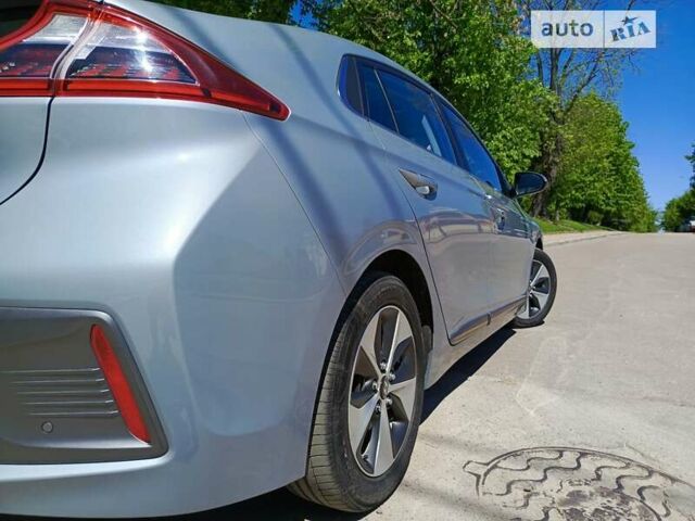 Хендай Ioniq Electric, об'ємом двигуна 0 л та пробігом 125 тис. км за 13800 $, фото 17 на Automoto.ua