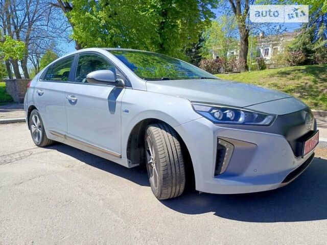 Хендай Ioniq Electric, объемом двигателя 0 л и пробегом 125 тыс. км за 13800 $, фото 16 на Automoto.ua