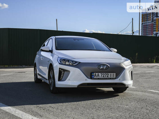 Хендай Ioniq Electric, объемом двигателя 0 л и пробегом 119 тыс. км за 19999 $, фото 6 на Automoto.ua