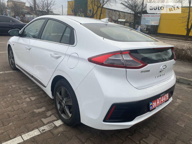 Хендай Ioniq Electric, об'ємом двигуна 0 л та пробігом 104 тис. км за 16500 $, фото 5 на Automoto.ua