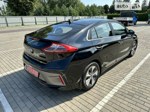 Хендай Ioniq Electric, объемом двигателя 0 л и пробегом 77 тыс. км за 17750 $, фото 6 на Automoto.ua