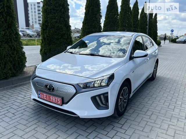 Хендай Ioniq Electric, об'ємом двигуна 0 л та пробігом 106 тис. км за 16900 $, фото 4 на Automoto.ua