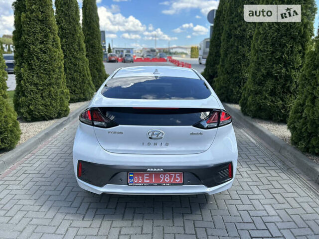 Хендай Ioniq Electric, объемом двигателя 0 л и пробегом 106 тыс. км за 16900 $, фото 8 на Automoto.ua