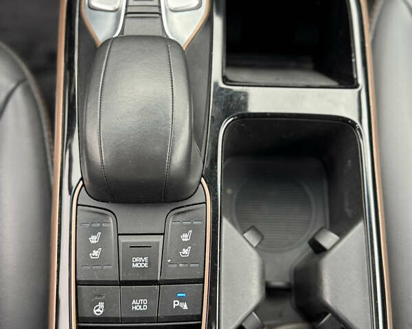 Хендай Ioniq Electric 2016 в Ровно на Automoto.ua Серый Хендай Ioniq Electric, объемом двигателя 0 л и пробегом 123 тыс. км за 12800 $, фото 13 на Automoto.ua