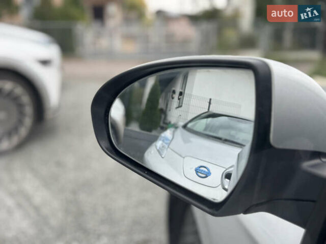 Хендай Ioniq Electric 2016 в Ровно на Automoto.ua Серый Хендай Ioniq Electric, объемом двигателя 0 л и пробегом 123 тыс. км за 12800 $, фото 10 на Automoto.ua