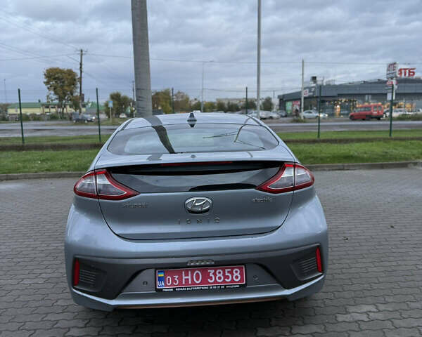 Хендай Ioniq Electric 2016 в Радехове на Automoto.ua Серый Хендай Ioniq Electric, объемом двигателя 0 л и пробегом 133 тыс. км за 12000 $, фото 4 на Automoto.ua