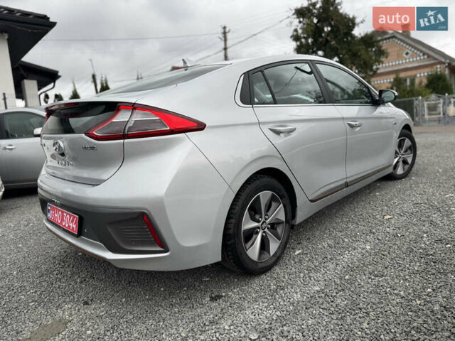 Хендай Ioniq Electric 2016 в Ровно на Automoto.ua Серый Хендай Ioniq Electric, объемом двигателя 0 л и пробегом 123 тыс. км за 12800 $, фото 6 на Automoto.ua