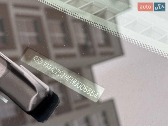 Серый Хендай Ioniq Electric, объемом двигателя 0 л и пробегом 127 тыс. км за 10999 $, фото 40 на Automoto.ua