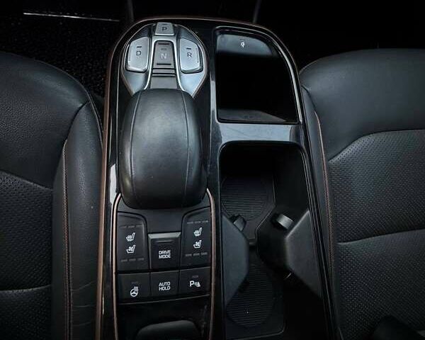 Сірий Хендай Ioniq Electric, об'ємом двигуна 0 л та пробігом 130 тис. км за 12650 $, фото 27 на Automoto.ua
