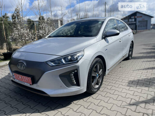 Серый Хендай Ioniq Electric, объемом двигателя 0 л и пробегом 110 тыс. км за 14500 $, фото 13 на Automoto.ua