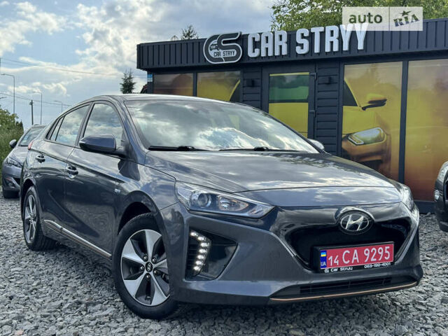 Сірий Хендай Ioniq Electric, об'ємом двигуна 0 л та пробігом 131 тис. км за 13900 $, фото 16 на Automoto.ua