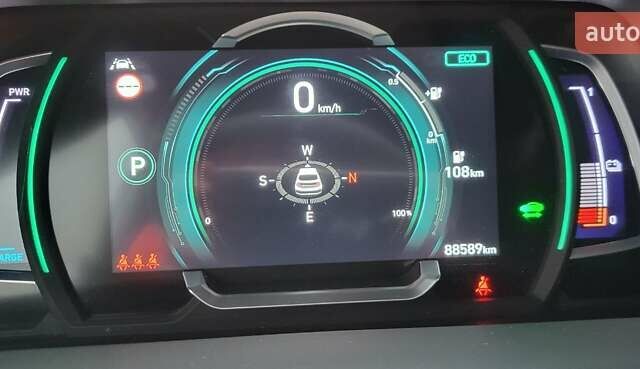 Сірий Хендай Ioniq Electric, об'ємом двигуна 0 л та пробігом 88 тис. км за 17000 $, фото 20 на Automoto.ua