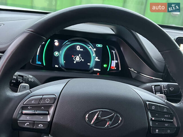 Сірий Хендай Ioniq Electric, об'ємом двигуна 0 л та пробігом 88 тис. км за 17000 $, фото 19 на Automoto.ua
