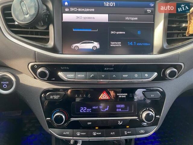 Оранжевый Хендай Ioniq Electric, объемом двигателя 0 л и пробегом 212 тыс. км за 11700 $, фото 8 на Automoto.ua