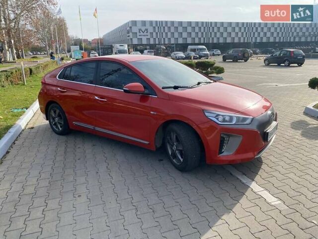 Оранжевый Хендай Ioniq Electric, объемом двигателя 0 л и пробегом 212 тыс. км за 11700 $, фото 2 на Automoto.ua