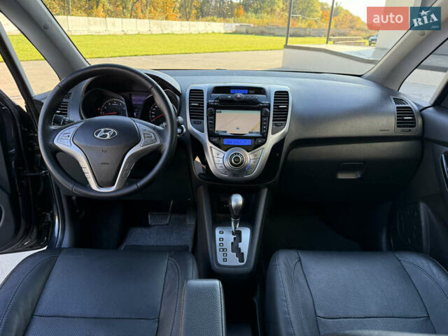Черный Хендай ix20, объемом двигателя 1.6 л и пробегом 176 тыс. км за 11500 $, фото 20 на Automoto.ua