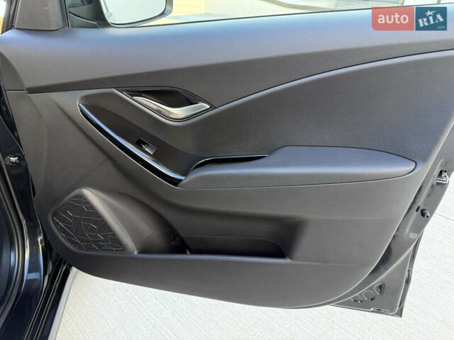 Черный Хендай ix20, объемом двигателя 1.6 л и пробегом 176 тыс. км за 11500 $, фото 27 на Automoto.ua