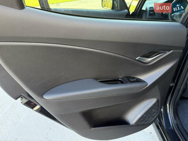 Черный Хендай ix20, объемом двигателя 1.6 л и пробегом 176 тыс. км за 11500 $, фото 21 на Automoto.ua
