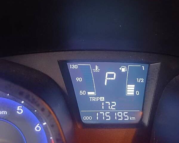 Черный Хендай ix20, объемом двигателя 1.6 л и пробегом 175 тыс. км за 10900 $, фото 9 на Automoto.ua