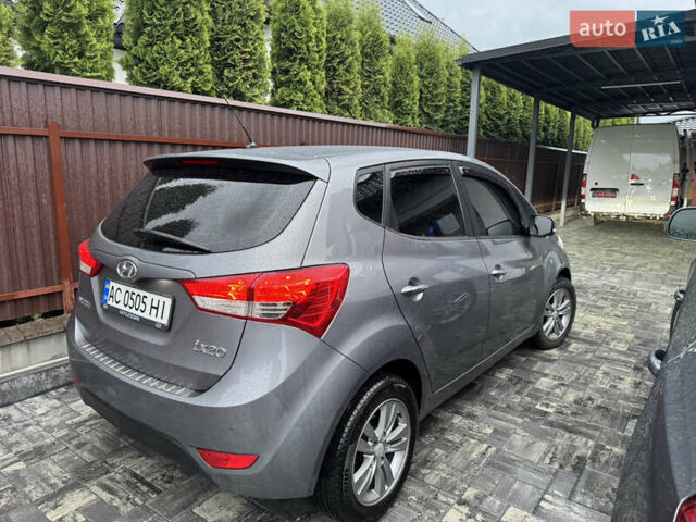 Хендай ix20 2013 в Луцке на Automoto.ua Серый Хендай ix20, объемом двигателя 1.6 л и пробегом 194 тыс. км за 9600 $, фото 5 на Automoto.ua