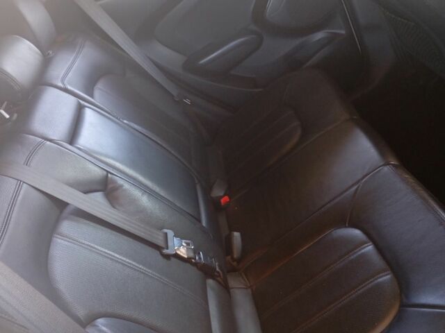 Белый Хендай их35, объемом двигателя 2 л и пробегом 109 тыс. км за 11500 $, фото 4 на Automoto.ua