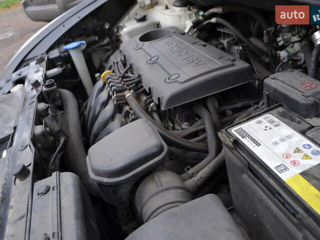 Белый Хендай их35, объемом двигателя 2.36 л и пробегом 202 тыс. км за 11300 $, фото 38 на Automoto.ua