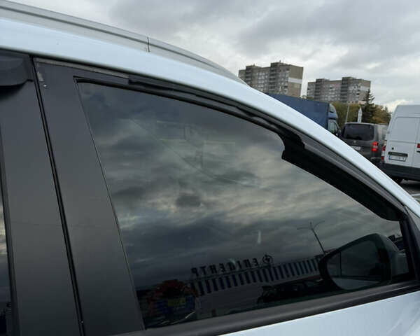 Білий Хендай іх35, об'ємом двигуна 2 л та пробігом 122 тис. км за 11500 $, фото 36 на Automoto.ua