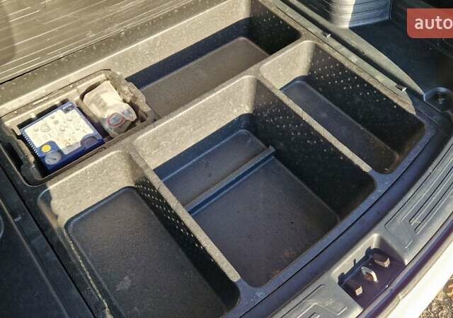 Белый Хендай их35, объемом двигателя 2 л и пробегом 226 тыс. км за 10300 $, фото 22 на Automoto.ua