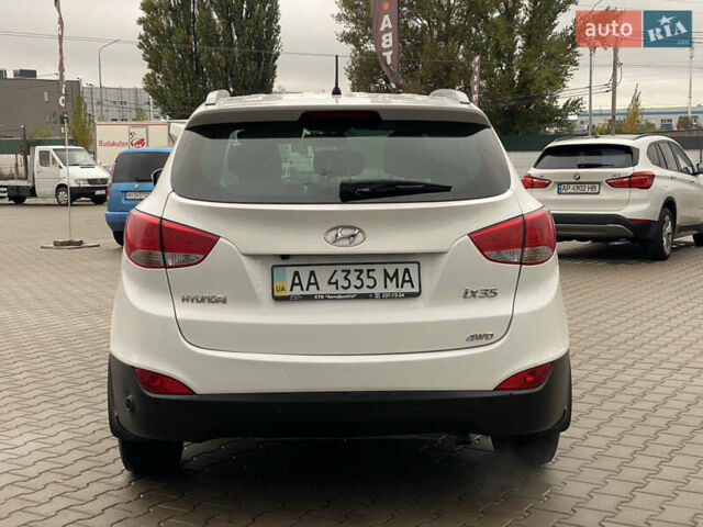 Хендай их35 2011 в Киеве на Automoto.ua Белый Хендай их35, объемом двигателя 2 л и пробегом 145 тыс. км за 11500 $, фото 7 на Automoto.ua
