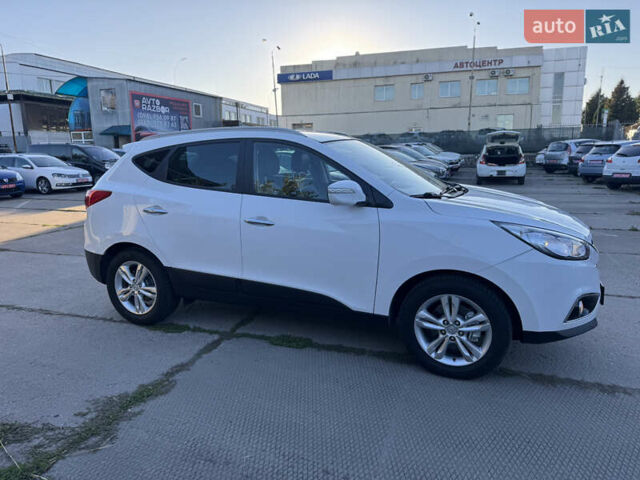 Хендай их35 2011 в Ровно на Automoto.ua Белый Хендай их35, объемом двигателя 2 л и пробегом 185 тыс. км за 13499 $, фото 4 на Automoto.ua