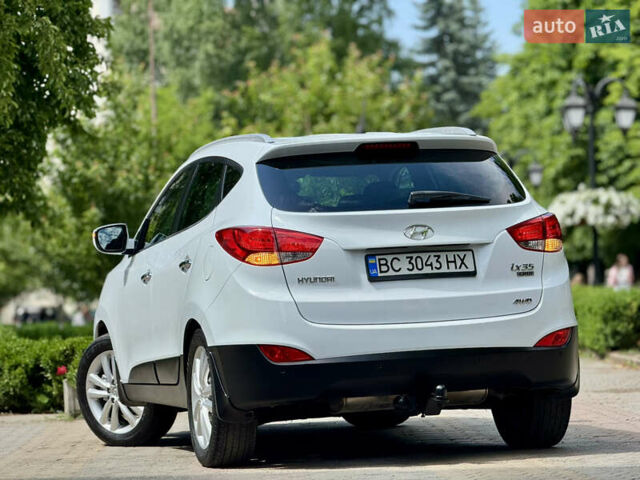 Хендай их35 2011 в Межгорье на Automoto.ua Белый Хендай их35, объемом двигателя 2 л и пробегом 235 тыс. км за 11100 $, фото 25 на Automoto.ua