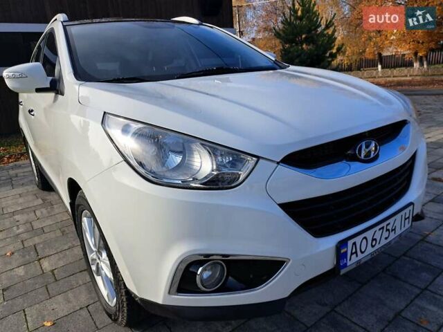 Білий Хендай іх35, об'ємом двигуна 2 л та пробігом 119 тис. км за 12600 $, фото 25 на Automoto.ua